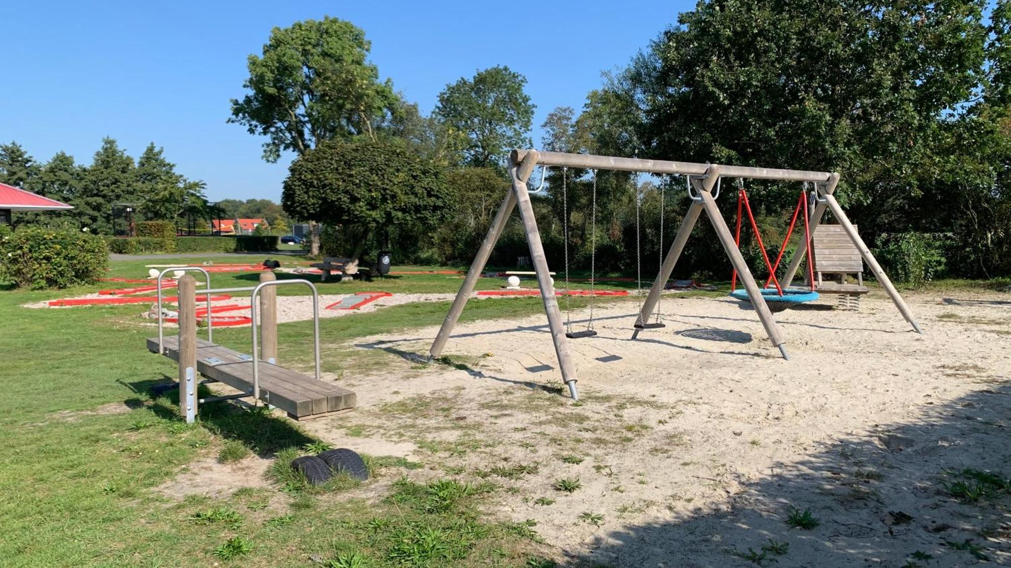 'T Paviljoenhus Bij Sneekermeer Offingawier Bagian luar foto